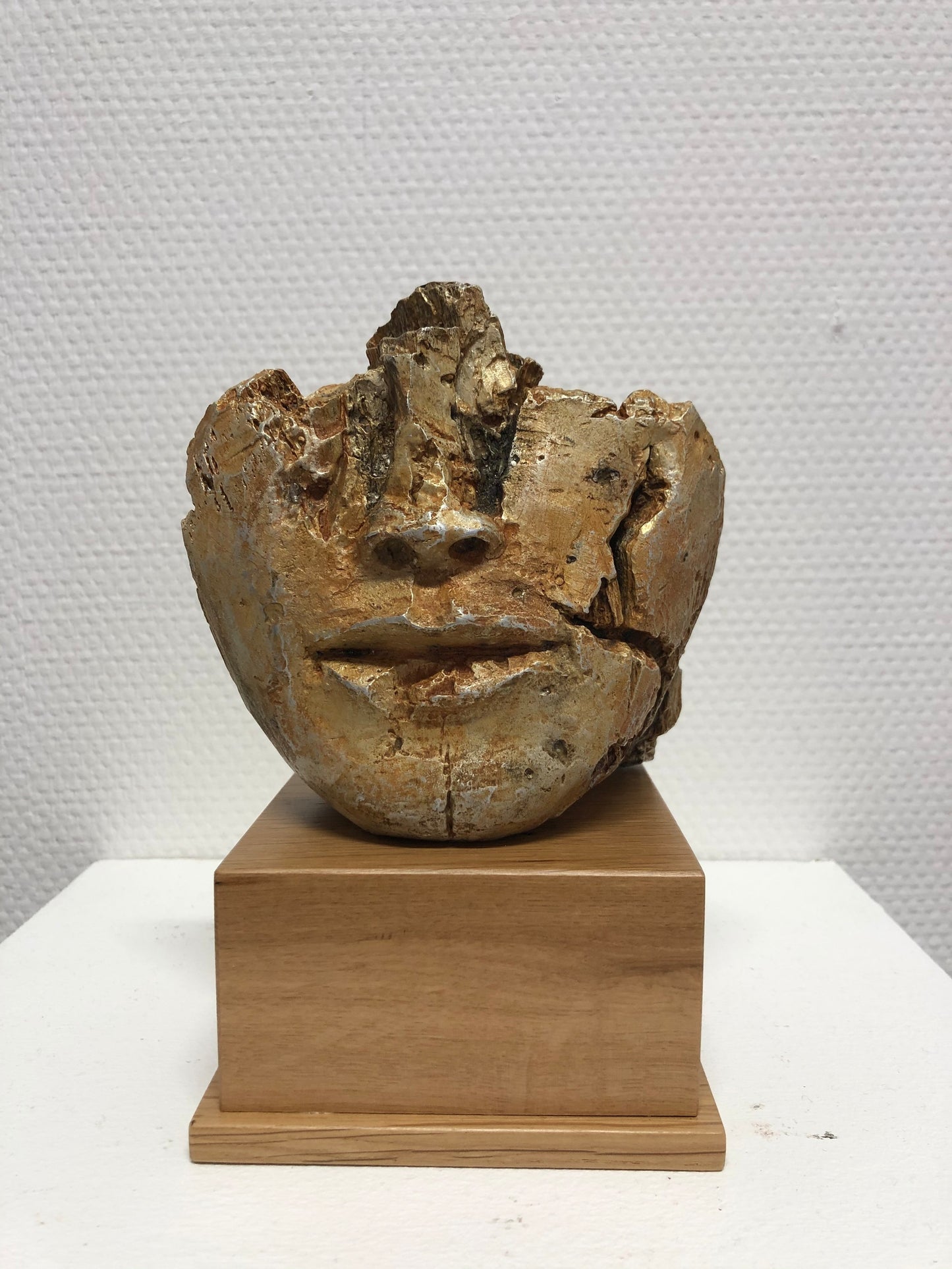 Dietrich Klinge: Kopf 349 mit Eichensockel